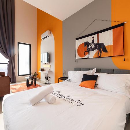 Highpark Suites Kelana Jaya, Petaling Jaya By Sleepy Bear Esterno foto