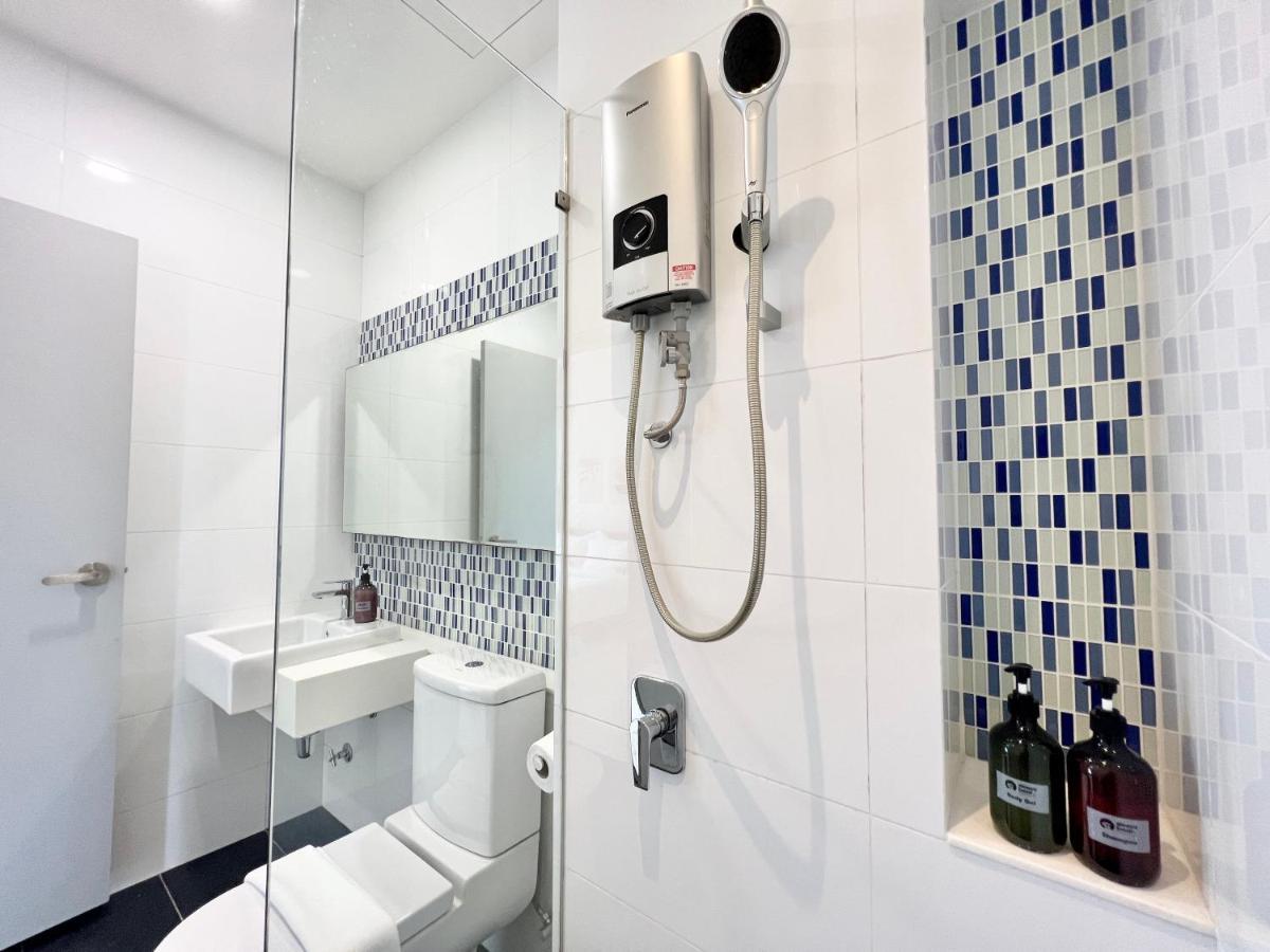 Highpark Suites Kelana Jaya, Petaling Jaya By Sleepy Bear Esterno foto