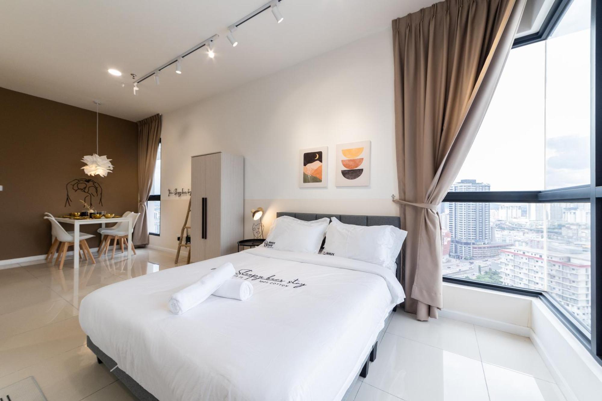 Highpark Suites Kelana Jaya, Petaling Jaya By Sleepy Bear Esterno foto